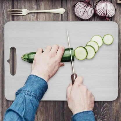 SteelEdge™ Titanium Cutting Board